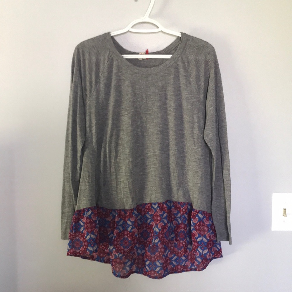 Red camel longsleeve shirt